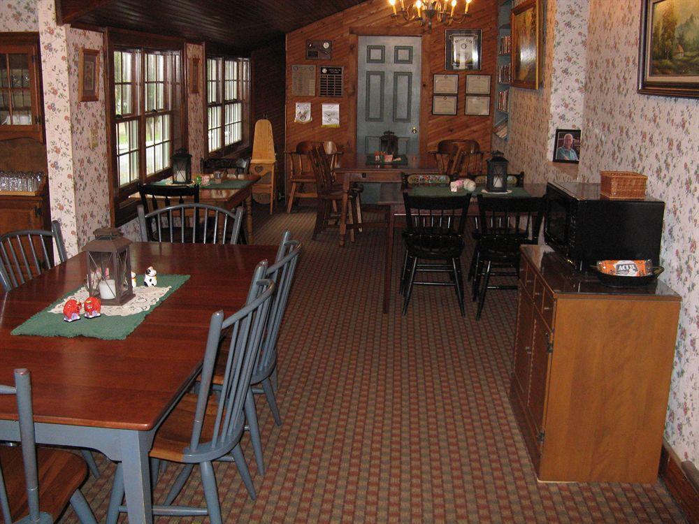 Genesee Country Inn B&B Mumford ภายนอก รูปภาพ